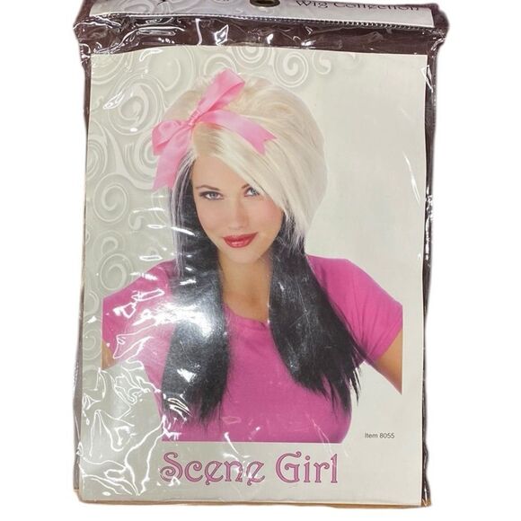 Scene Girl Wig with Pink Bow - Picture 5 of 5